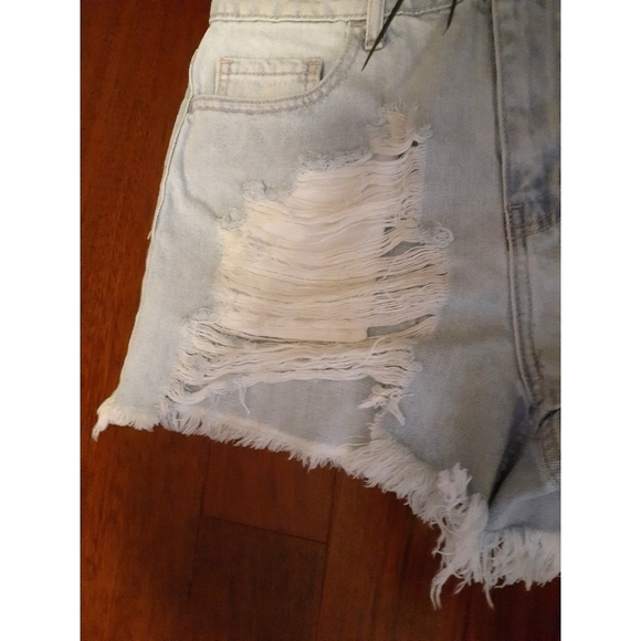 Pre-Owned Cello High Rise Fray Destroyed Denim Shorts Loose Fit Blue XS-S-M - Picture 6 of 11